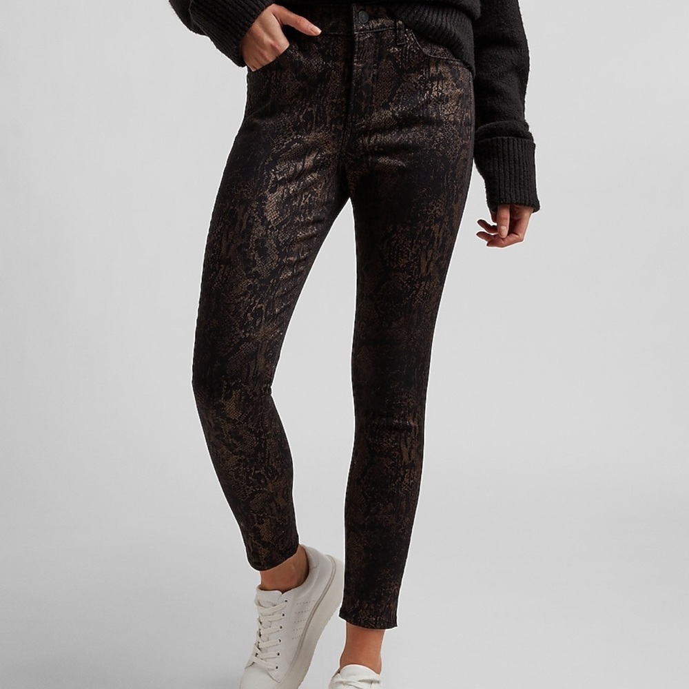 Express Mid Rise Gold Foil Snakeskin Print Skinny Jeans Size 8 Black New NWT